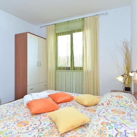 Apartment Jadranko 1761 Peroj Kültér fotó