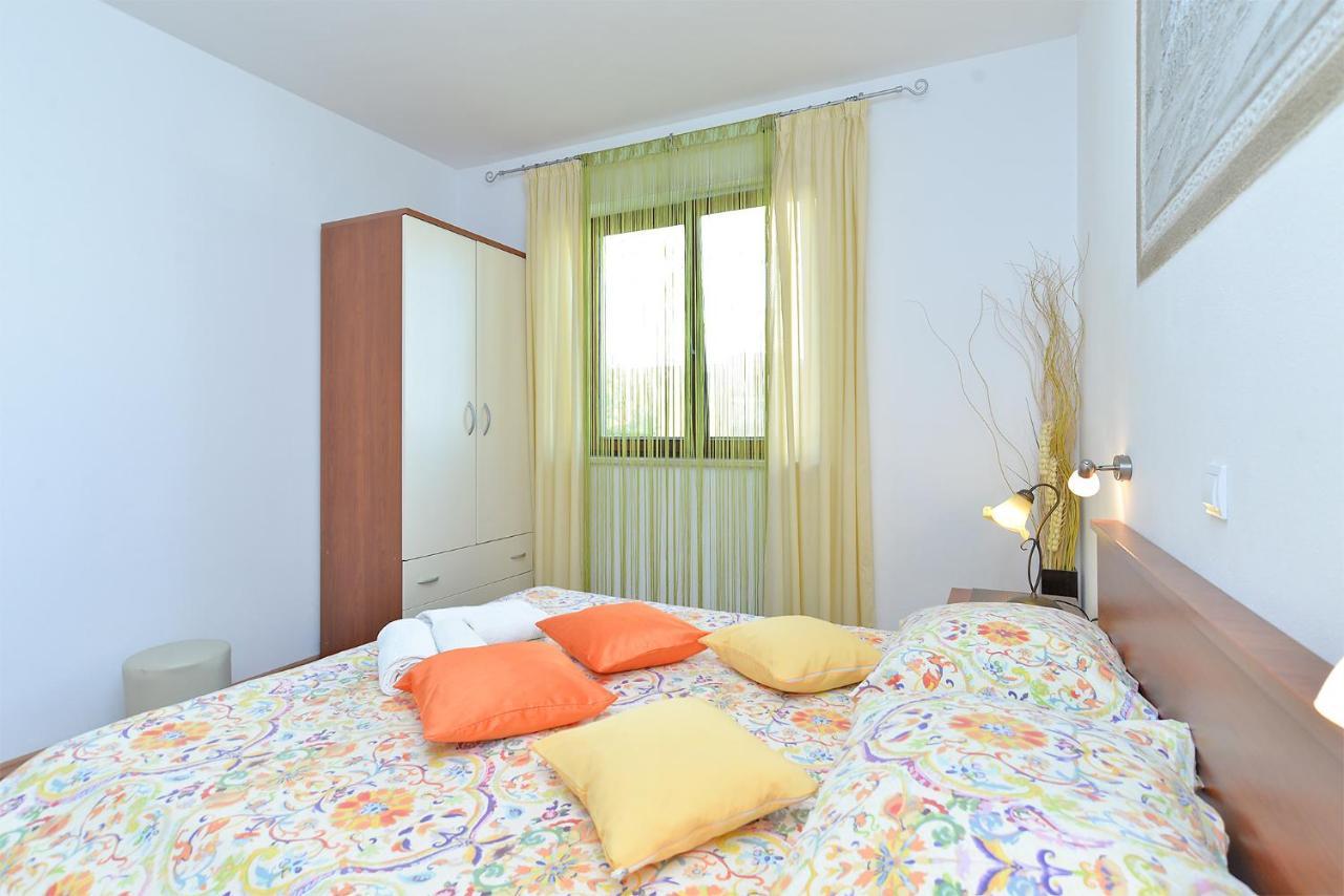 Apartment Jadranko 1761 Peroj Kültér fotó