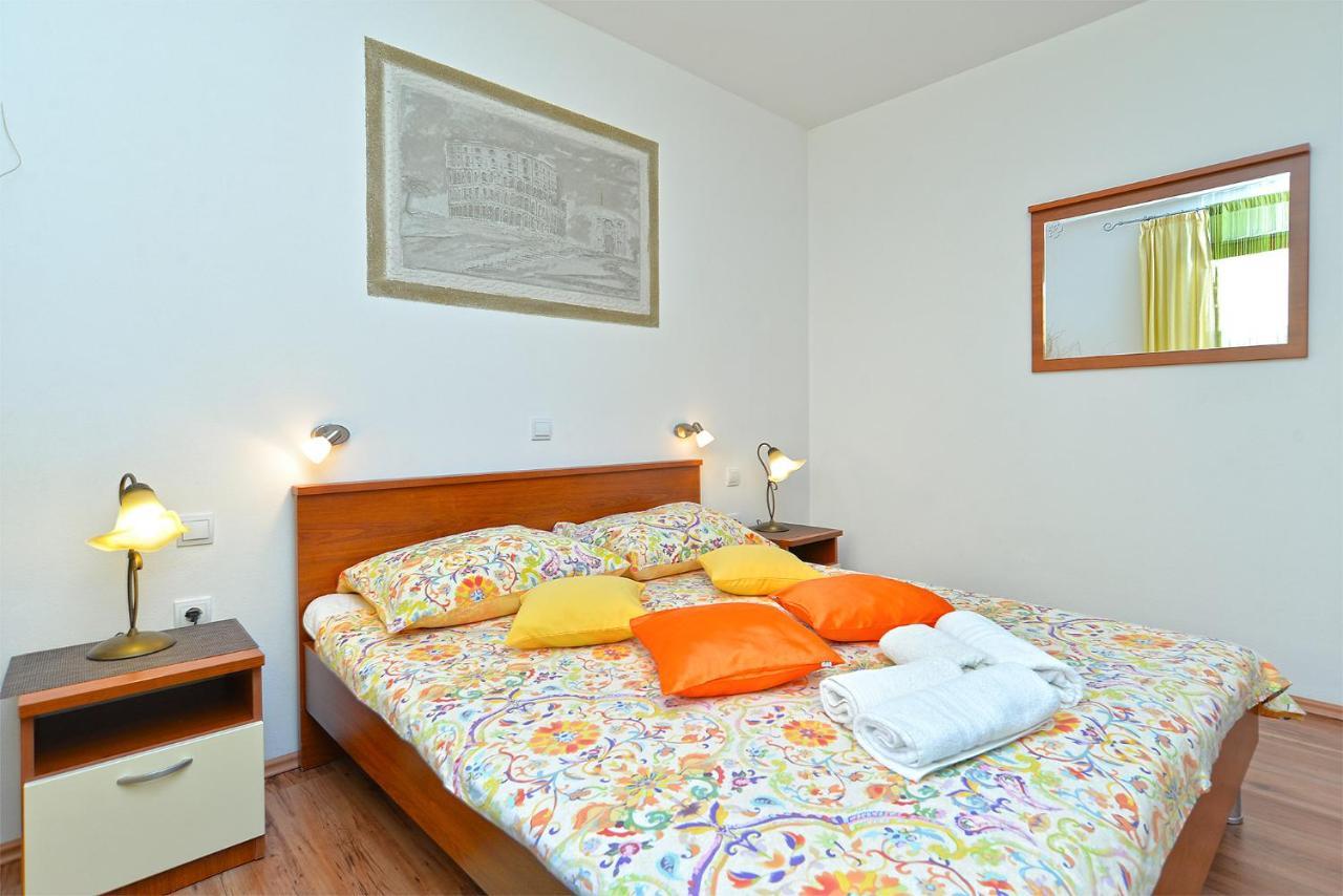 Apartment Jadranko 1761 Peroj Kültér fotó