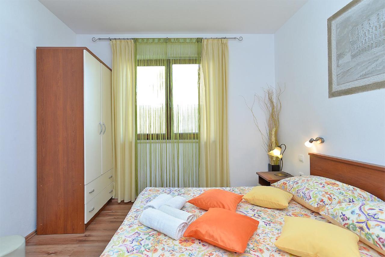 Apartment Jadranko 1761 Peroj Kültér fotó