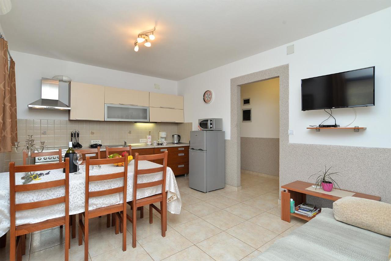 Apartment Jadranko 1761 Peroj Kültér fotó