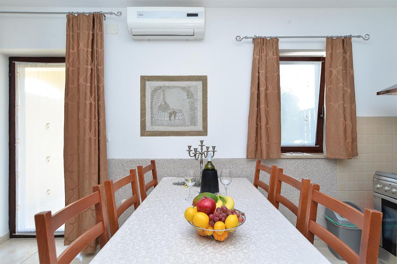 Apartment Jadranko 1761 Peroj Kültér fotó