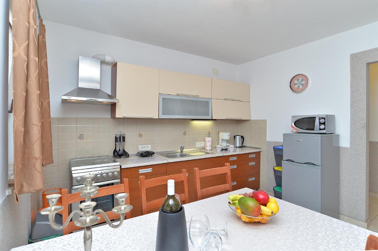 Apartment Jadranko 1761 Peroj Kültér fotó