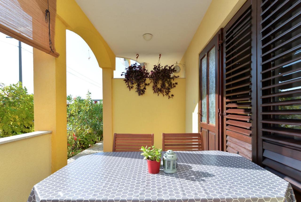 Apartment Jadranko 1761 Peroj Kültér fotó