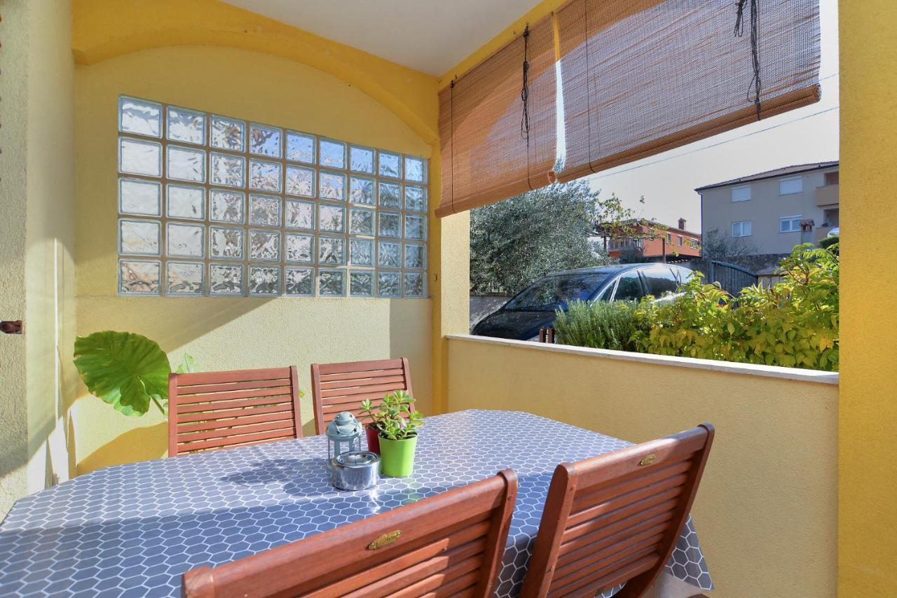 Apartment Jadranko 1761 Peroj Kültér fotó